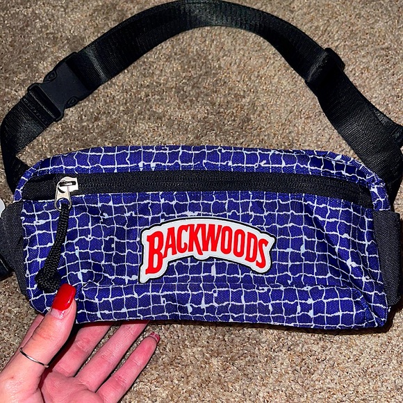 backwoods fanny pack - Picture 3 of 4